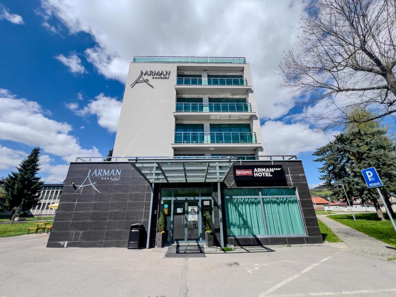 Hotel Arman Nižná Zewnętrze zdjęcie